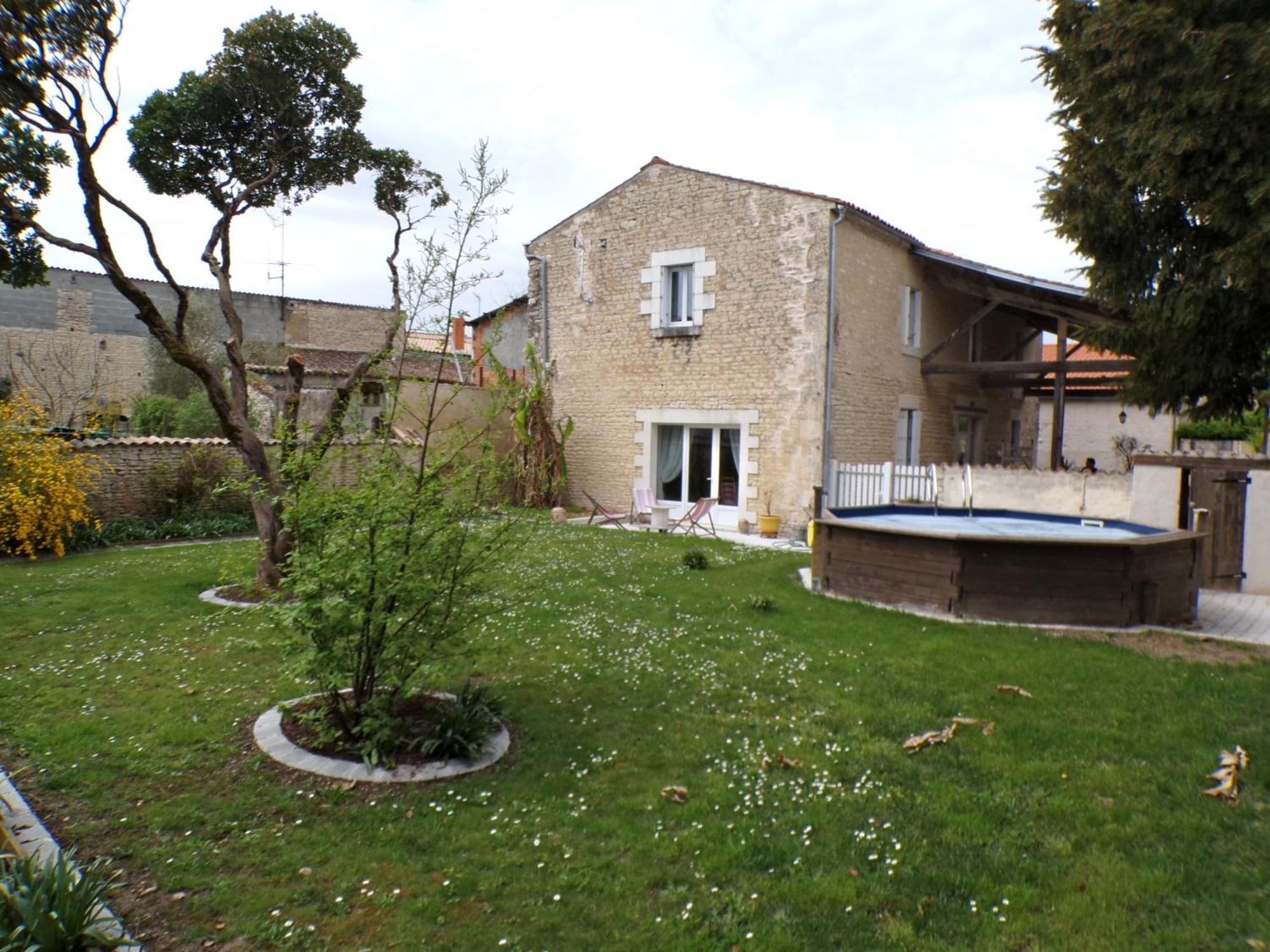 Le Logis De La Venise Verte Saint-Hilaire-la-Palud Eksteriør bilde